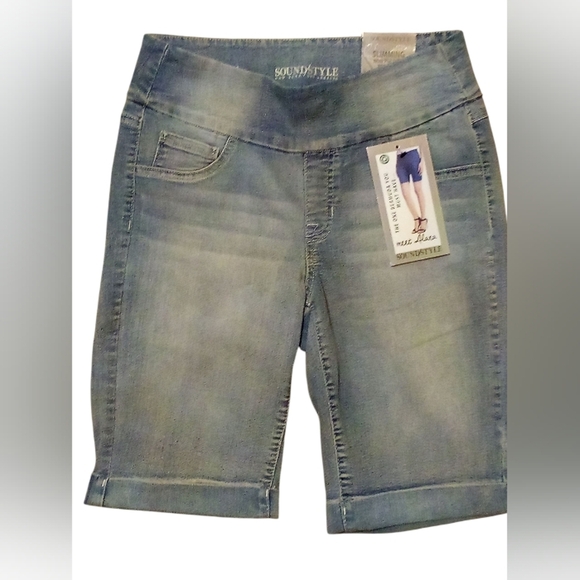 Sound Style - Pull On Slimming Bermuda Shorts W/ Comfort Stretch, Small 4-6, 1- - Picture 3 of 12